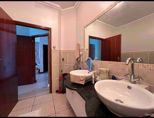 2 BEDROOM PROPERTY TO RENT IN MORNINGSIDE